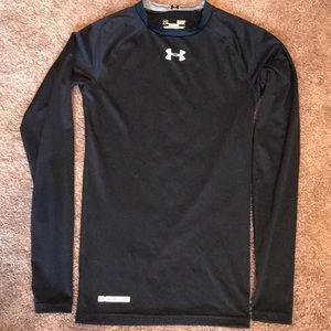 Men’s Under Armour Heat Gear long sleeve shirt